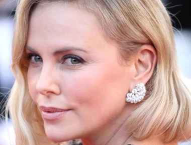 Αγνώριστη η Σαρλίζ Θερόν! - Πήρε 22 κιλά για τις ανάγκες του ρόλου της! (φωτό)